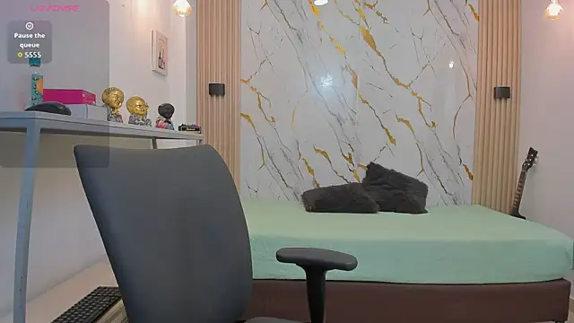 Zoey Taylor07 online show from March 30, 1:00 pm