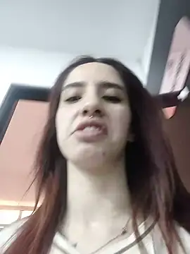 elodie rouge online show from April 27, 6:27 pm