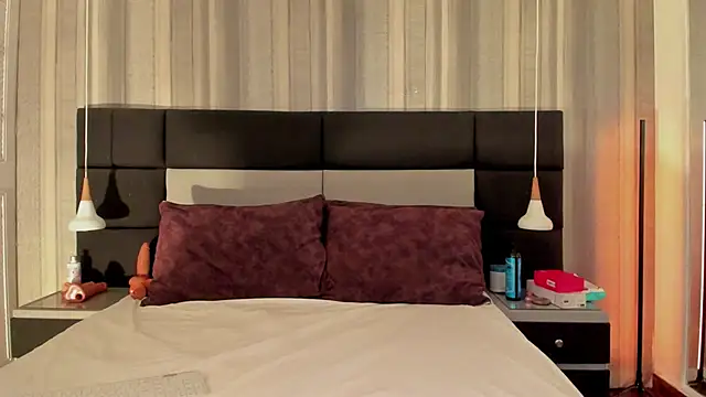 pamelamendez 1 online show from February 10, 3:53 am