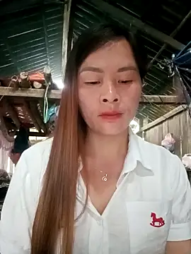 Bling sexy online show from April 18, 12:13 am