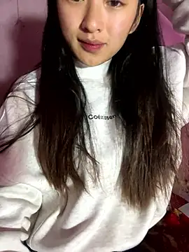 Thuyli xx online show from January 16, 4:25 pm