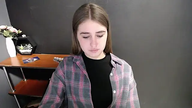 Sunny siren online show from April 21, 12:23 pm