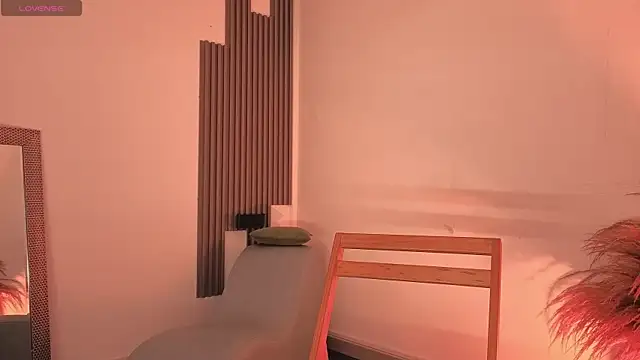 fransheskarossi online show from February 15, 12:04 pm