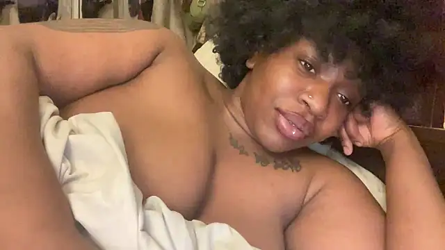 mayluvsu online show from March 14, 9:21 am