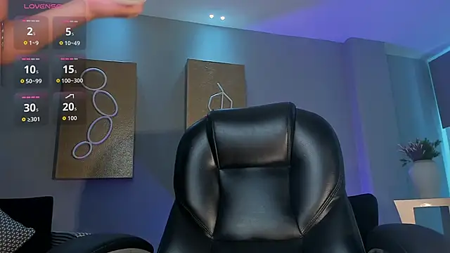 EmilyCarterX online show from April 26, 1:42 pm