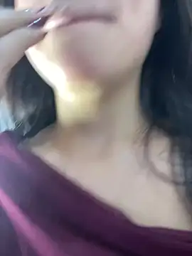 StrawberryPink  online show from April 22, 12:24 pm