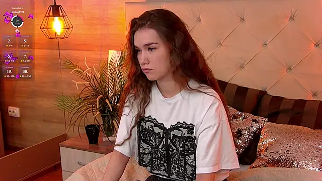 StellaPierce online show from June 11, 3:25 am