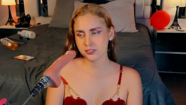 AmaliaMartinez77 online show from March 3, 2:01 pm