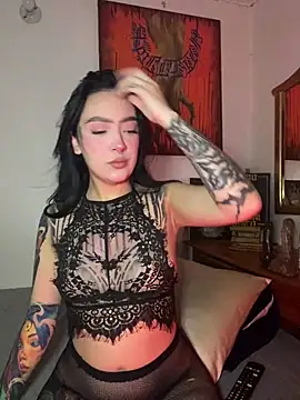 PUFF BUNNY online show from March 6, 1:28 pm