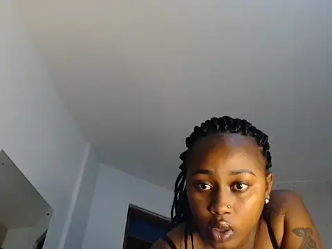 phindili646 online show from March 9, 3:04 pm