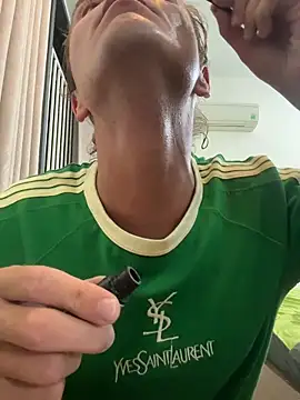 nikkiasspussy online show from May 28, 1:20 pm