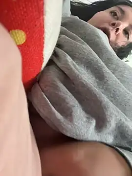 Nailealipsglossy online show from March 24, 7:47 am