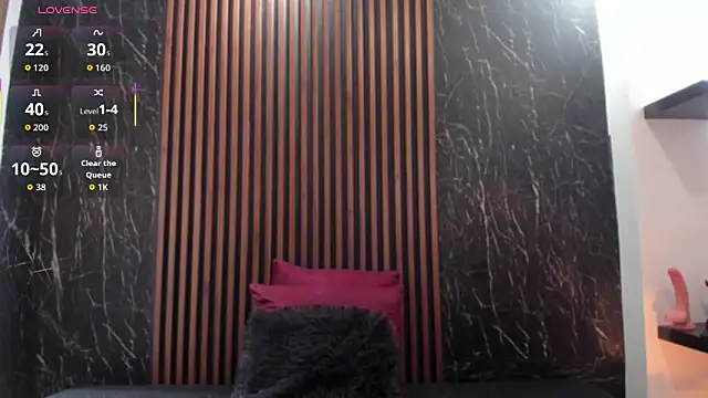 Marilyndackaria  online show from April 28, 12:20 pm