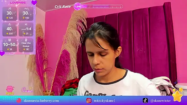 mitzukywinteer online show from June 10, 9:13 pm
