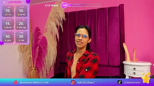 mitzukywinteer online show from June 5, 9:32 pm