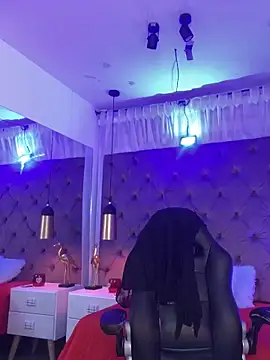 Auri   online show from April 23, 7:38 pm