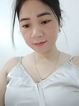LoveLillyy69 online show from June 9, 2:00 am