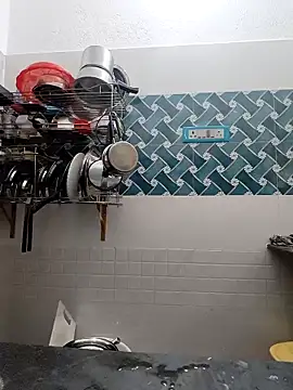 Hot-Tinaa online show from April 19, 2:55 am