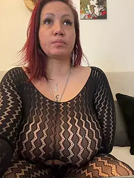 candyalice7 online show from June 7, 9:49 am