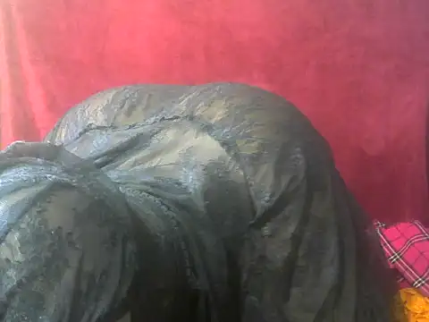 LowKeyWild  online show from March 17, 12:03 am