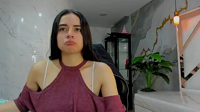 Qetsyah tf online show from April 13, 1:23 pm