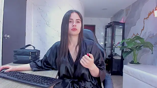 Qetsyah tf online show from April 1, 1:41 pm