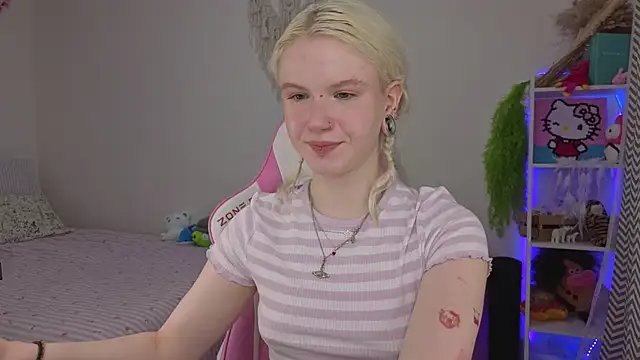 Mia WaterFall online show from April 26, 3:37 am