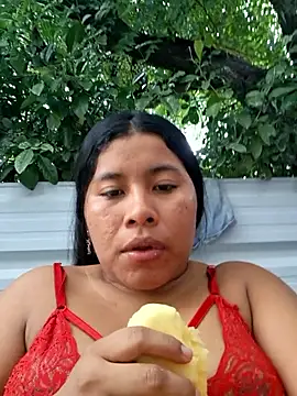 Sweet-Dirty-Storm online show from April 18, 7:58 pm