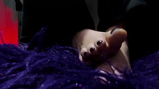 GoddesLeila online show from March 4, 6:03 pm