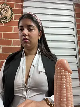 A-uroora online show from March 6, 8:09 am