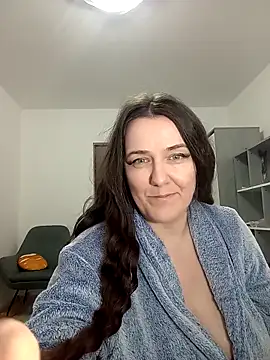 Angela swet online show from April 28, 2:21 pm