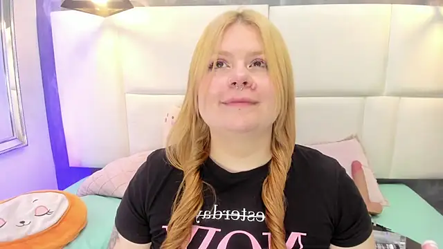 Martina armos online show from April 28, 1:48 pm