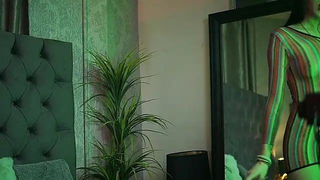 CallieDoll online show from March 7, 1:56 am