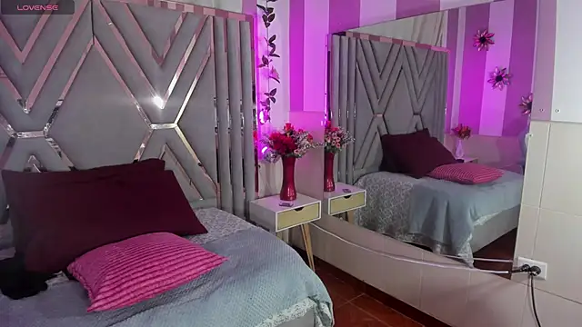 adri rivera online show from April 27, 8:17 pm