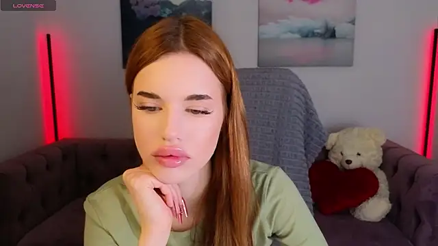 Anna Lumina online show from February 5, 9:07 pm