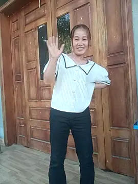 cutebobi online show from February 6, 7:34 am