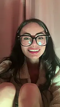 Lucycherry online show from June 20, 4:38 am
