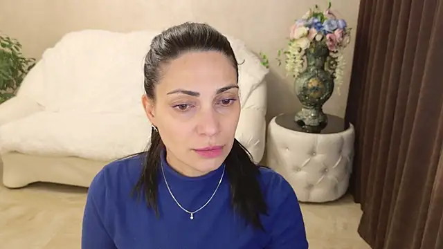 LovelyBeatrice online show from April 28, 12:09 pm