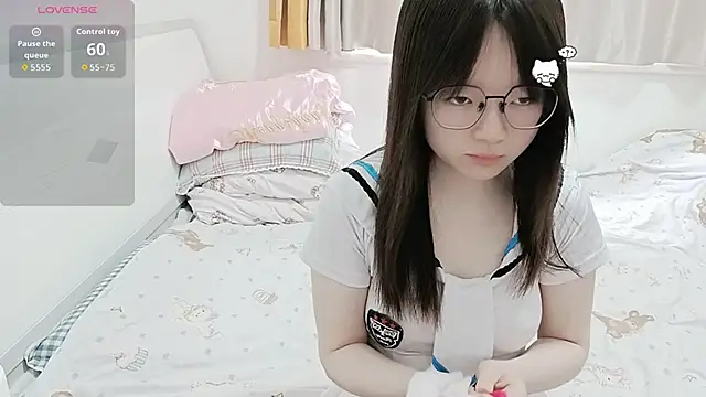 weiwei4999 online show from April 21, 7:04 am