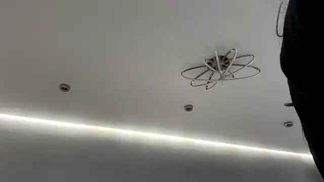 SweetMiaXO online show from March 30, 10:20 pm