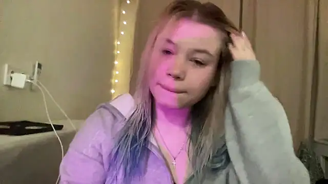 Lulu Di online show from March 12, 5:26 pm