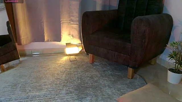 aramjones online show from March 27, 3:02 pm