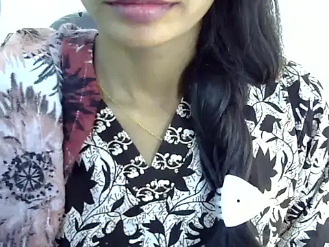 Kulsum S online show from February 28, 11:31 am