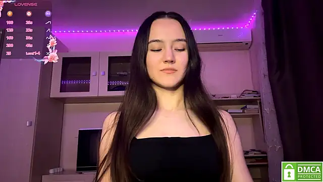 Kiaicatie online show from June 12, 5:43 pm