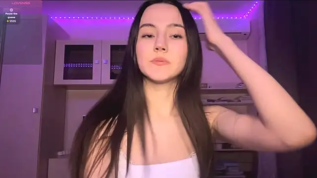 Kiaicatie online show from April 26, 5:21 pm