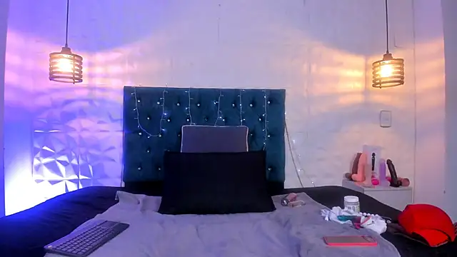 samantha foxyy online show from April 9, 11:04 am