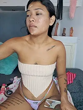 Layla em online show from February 21, 12:50 pm