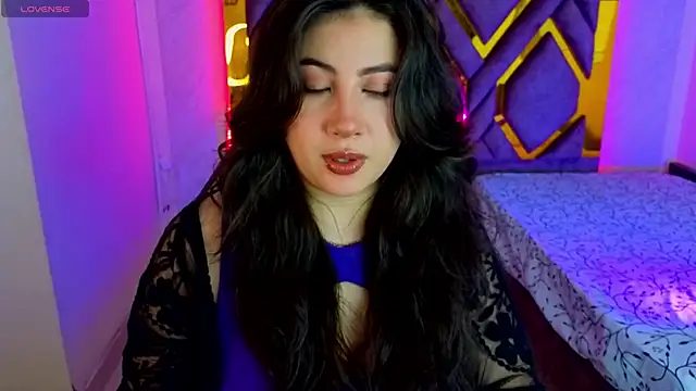 Luvienne online show from April 22, 7:33 pm