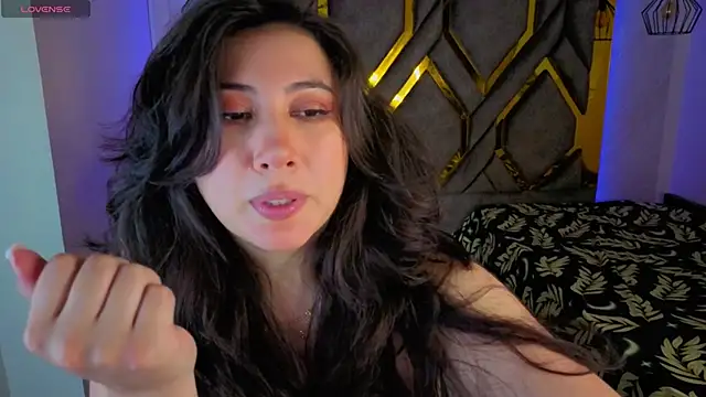 Luvienne online show from March 14, 10:33 pm