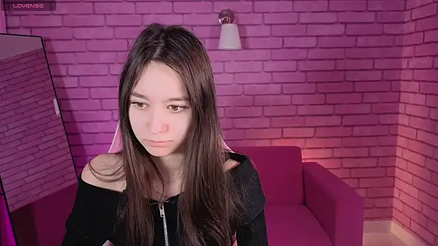 Nicole Brownie online show from April 14, 1:16 am